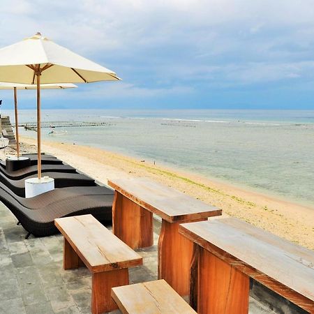 Pradana Beach Inn Luxury Batununggul Luaran gambar